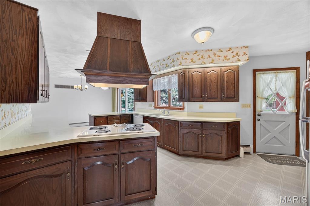 11405 Lake Road Highland, IL 62249 - Photo 10 of 53