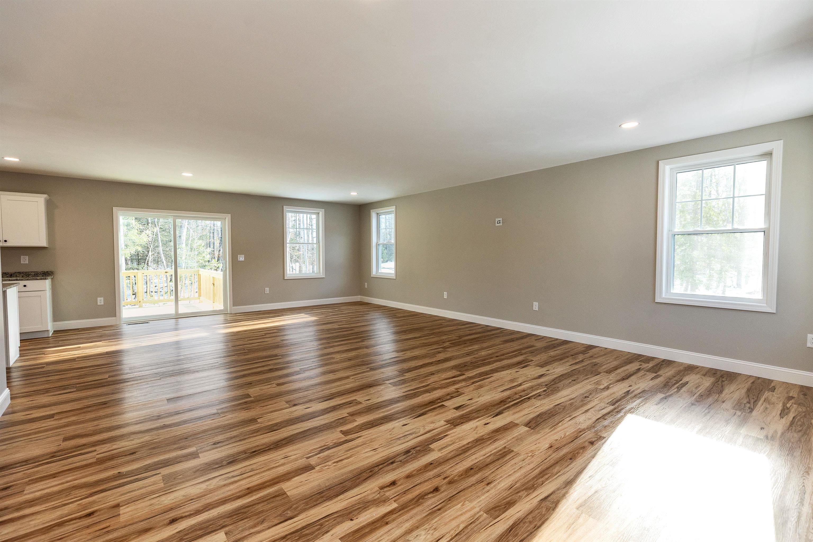 37 Reed Road Sandown, NH 03873 - Photo 18 of 55