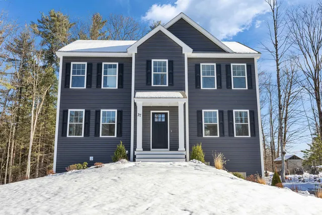 $699,900 | 37 Reed Road, Sandown, NH 03873