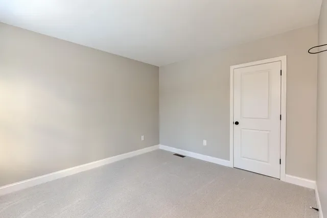 $699,900 | 37 Reed Road, Sandown, NH 03873