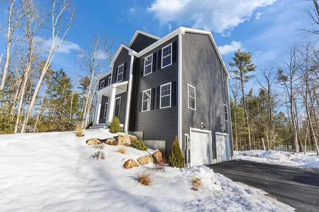 $699,900 | 37 Reed Road, Sandown, NH 03873