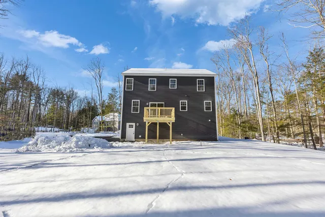 $699,900 | 37 Reed Road, Sandown, NH 03873
