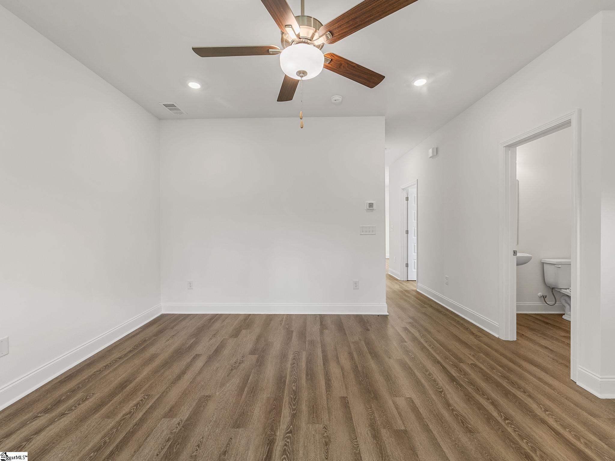 311 Ponder Road Greer, SC 29651 - Photo 12 of 41