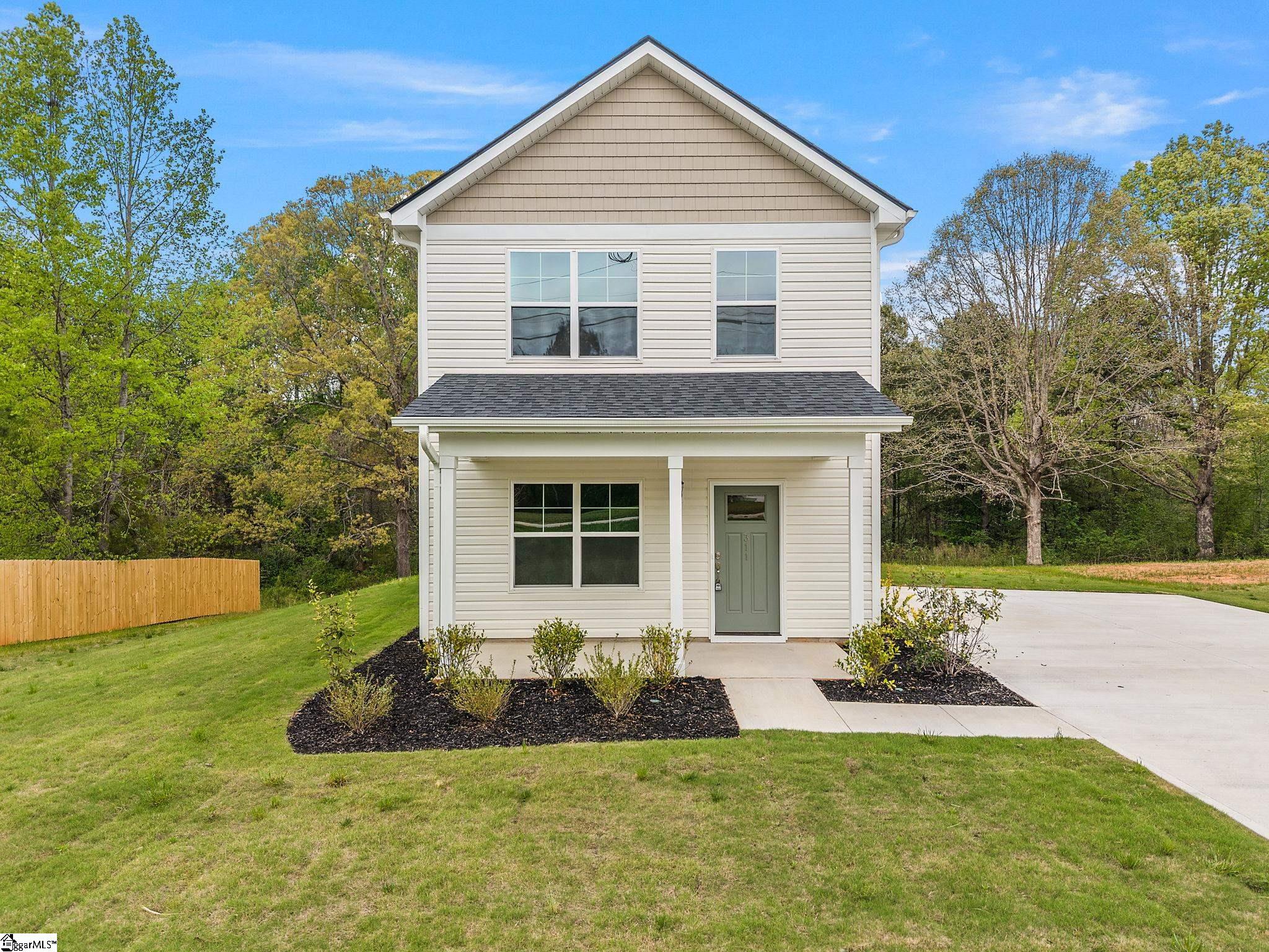 311 Ponder Road Greer, SC 29651 - Photo 3 of 41