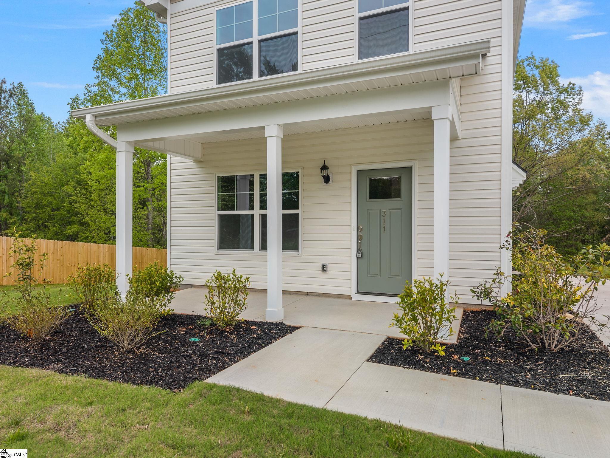 311 Ponder Road Greer, SC 29651 - Photo 4 of 41