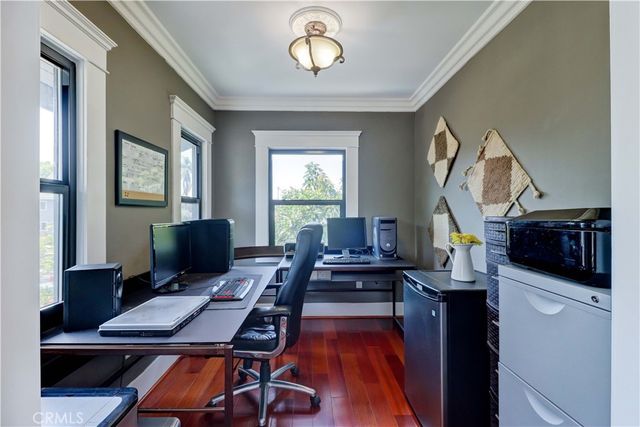 $2,500,000 | 223 North St Andrews Place, Los Angeles, CA 90004