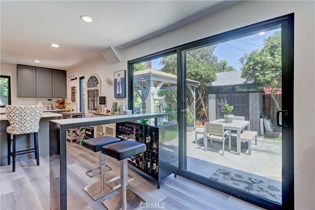 $2,500,000 | 223 North St Andrews Place, Los Angeles, CA 90004
