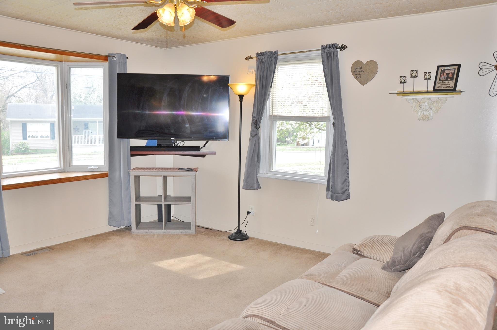 1342 Willow Road Baltimore, MD 21222 - Photo 9 of 81 Gallery Image 9