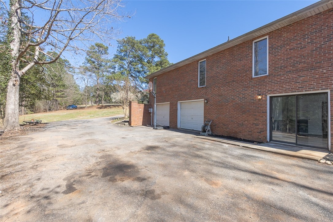 225 Deer Run Road Anderson, SC 29626 - Photo 40 of 49 Gallery Image 40