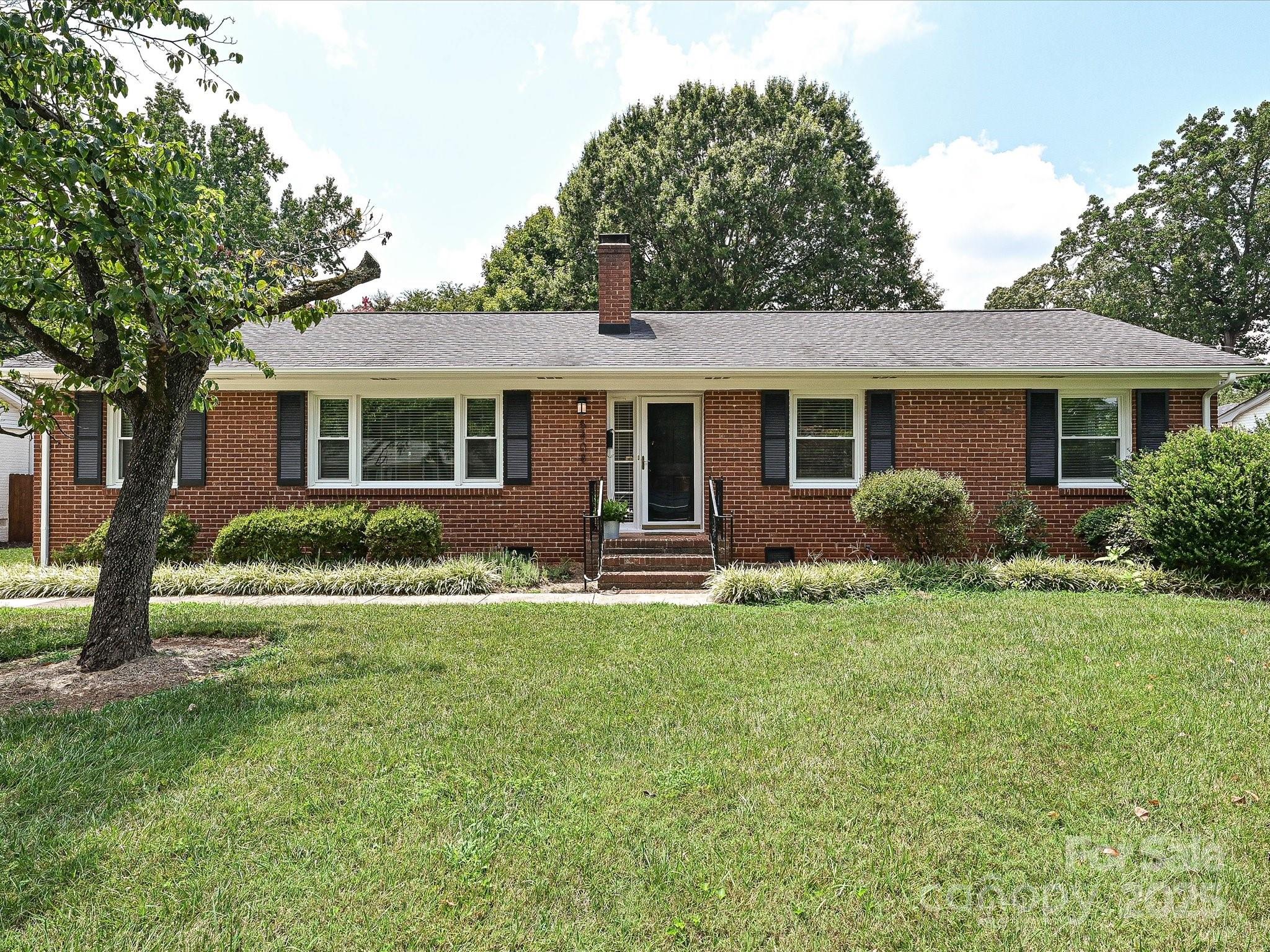5408 Valley Forge Road Charlotte, NC 28210 - Photo 1 of 48