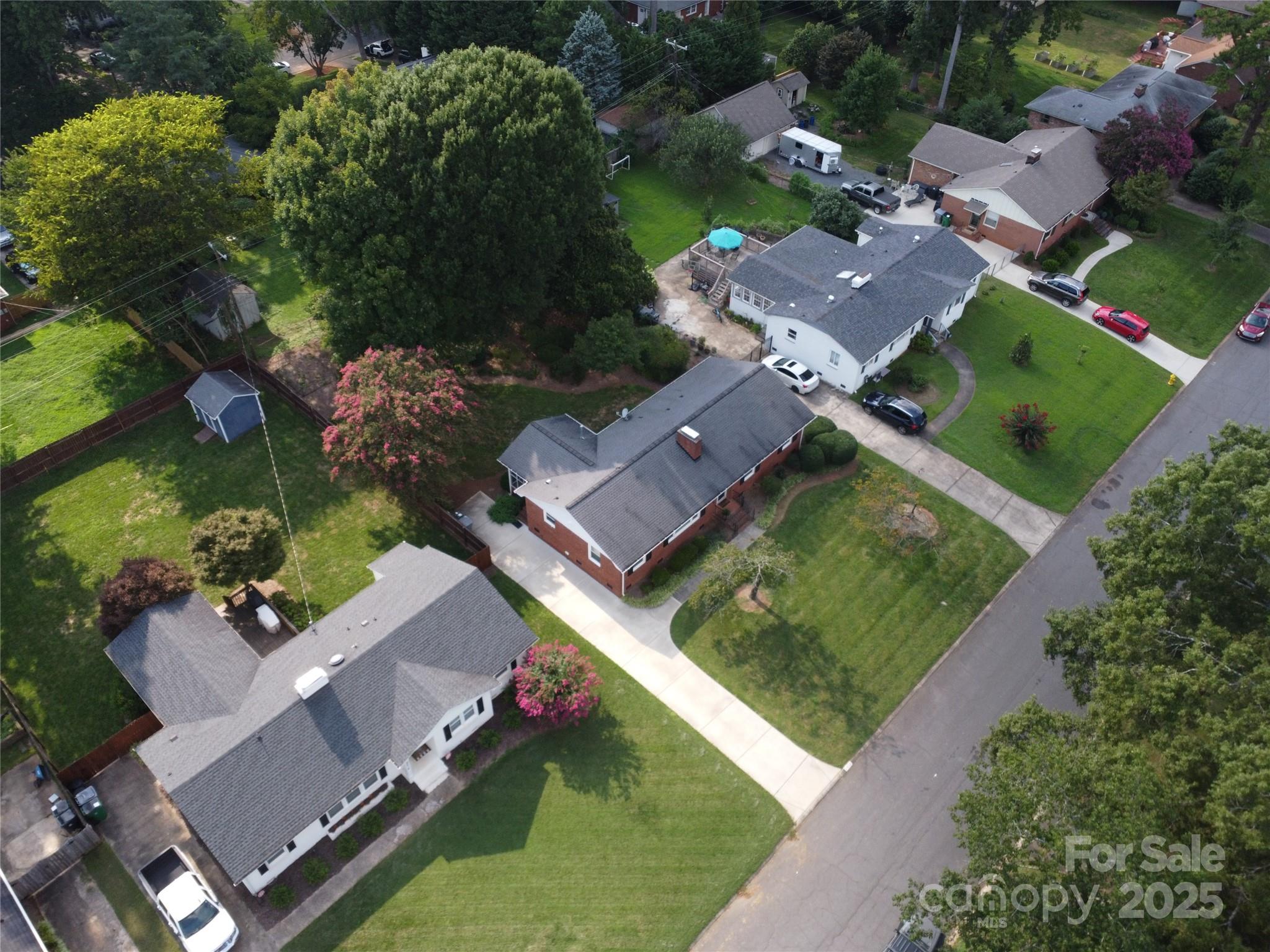 5408 Valley Forge Road Charlotte, NC 28210 - Photo 5 of 48