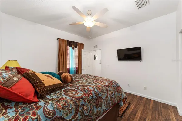 $2,400 | 5751 Northwest 25th Loop, Ocala, FL 34482