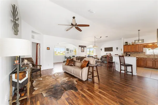 $2,400 | 5751 Northwest 25th Loop, Ocala, FL 34482