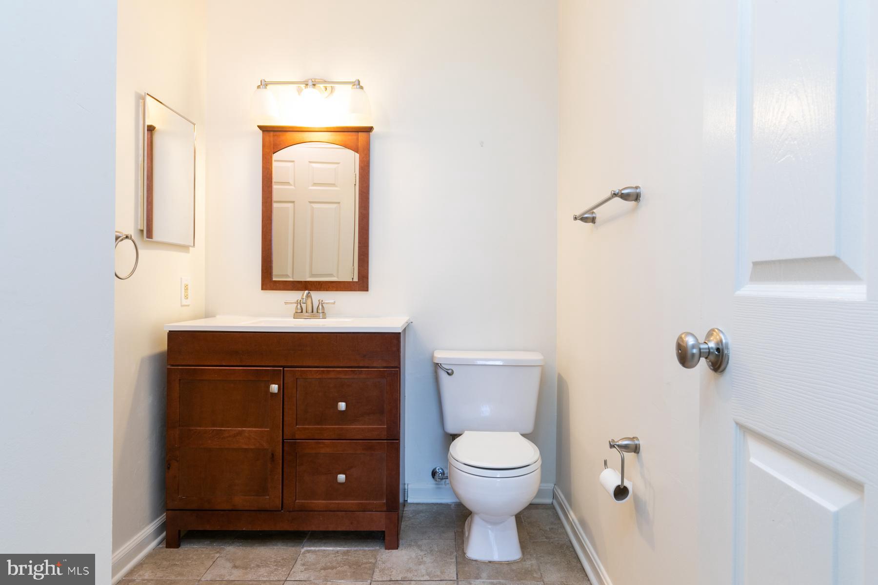 20957 Timber Ridge Terrace, Unit 102 Ashburn, VA 20147 - Photo 17 of 30 Gallery Image 17