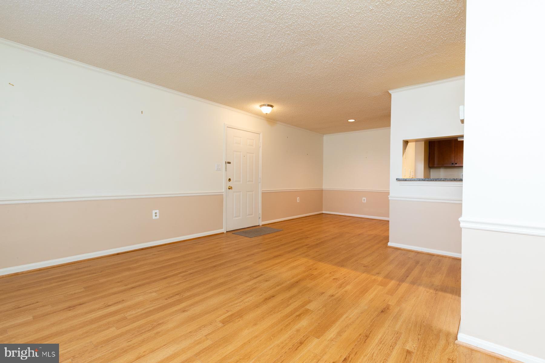 20957 Timber Ridge Terrace, Unit 102 Ashburn, VA 20147 - Photo 4 of 30 Gallery Image 4