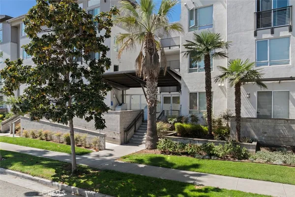 $649,000 | 6400 Crescent Park East, Unit 111, Playa Vista, CA 90094