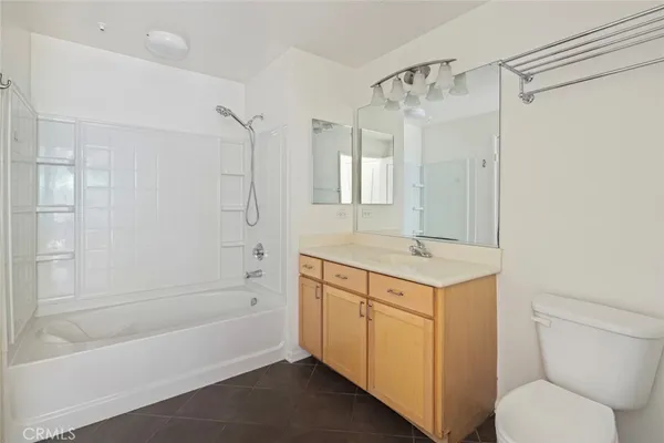 $649,000 | 6400 Crescent Park East, Unit 111, Playa Vista, CA 90094