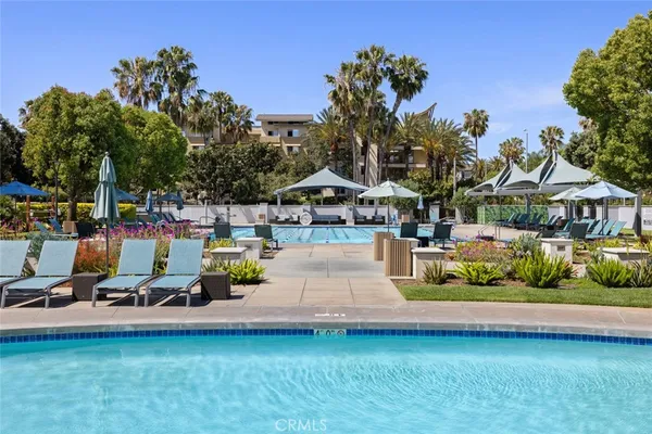 $649,000 | 6400 Crescent Park East, Unit 111, Playa Vista, CA 90094