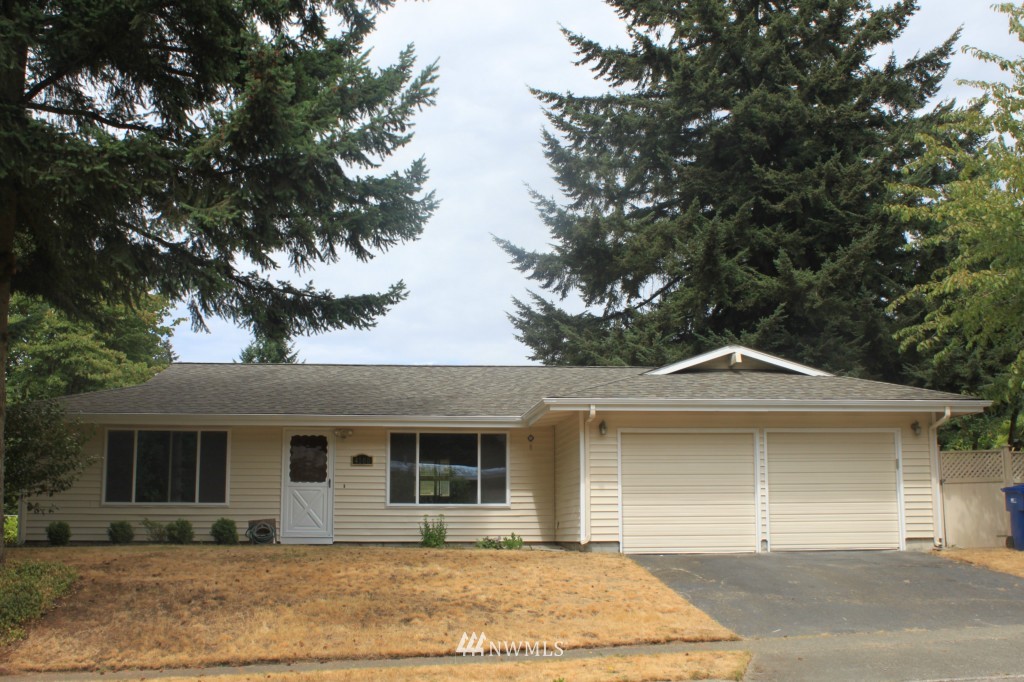4100 Northeast 17th Street Renton, WA 98059 - Photo 1 of 14