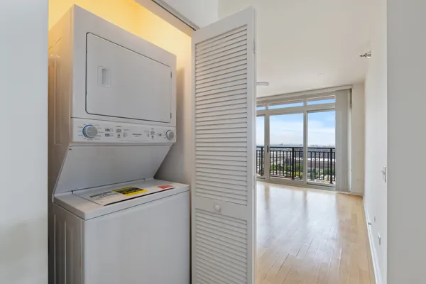 $3,550 | 1111 South Wabash Avenue, Unit 1908, Chicago, IL 60605
