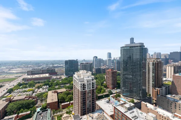 $3,550 | 1111 South Wabash Avenue, Unit 1908, Chicago, IL 60605