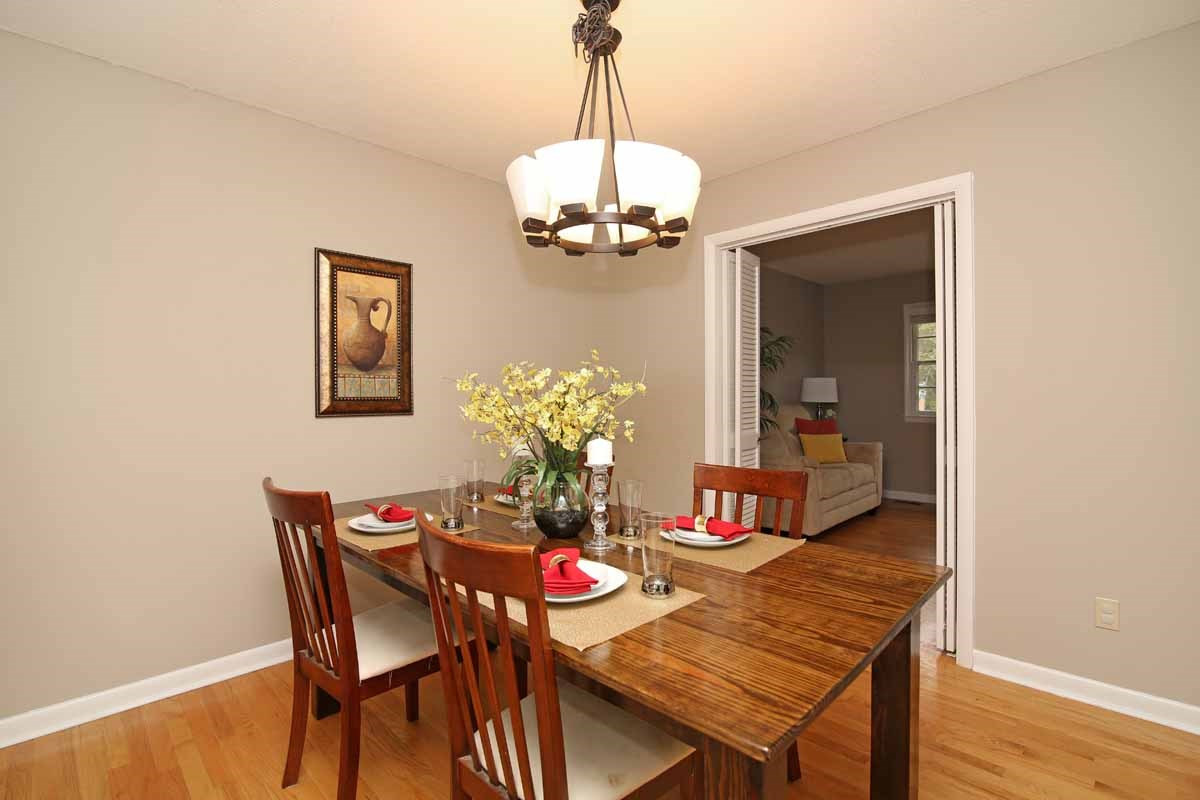 416 East Millbrook Road Raleigh, NC 27609 - Photo 5 of 25 Photo 5