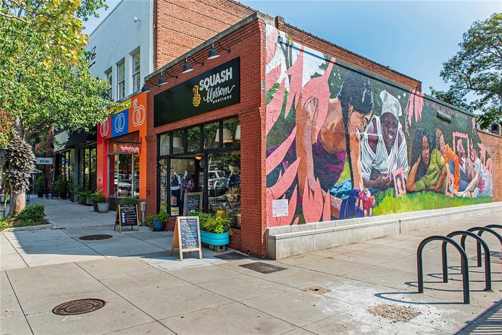417 East College Avenue, Unit 102 Decatur, GA 30030 - Photo 35 of 60 a view of entrance gate of the building