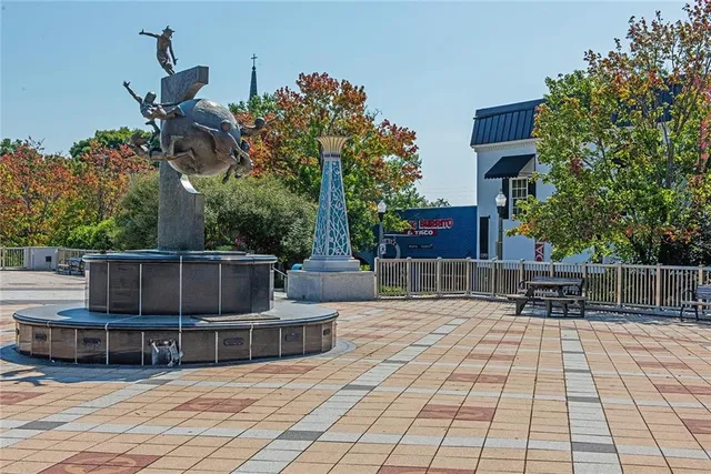 $2,000 | 417 East College Avenue, Unit 102, Decatur, GA 30030