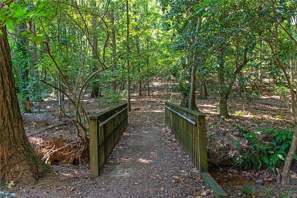 417 East College Avenue, Unit 102 Decatur, GA 30030 - Photo 59 of 60