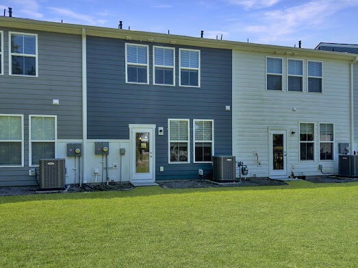 481 Trotters Lane Moncks Corner, SC 29461 - Photo 4 of 37 IMG_9584