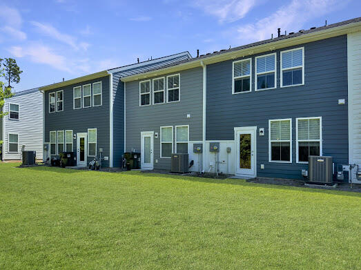 481 Trotters Lane Moncks Corner, SC 29461 - Photo 5 of 37 IMG_9585