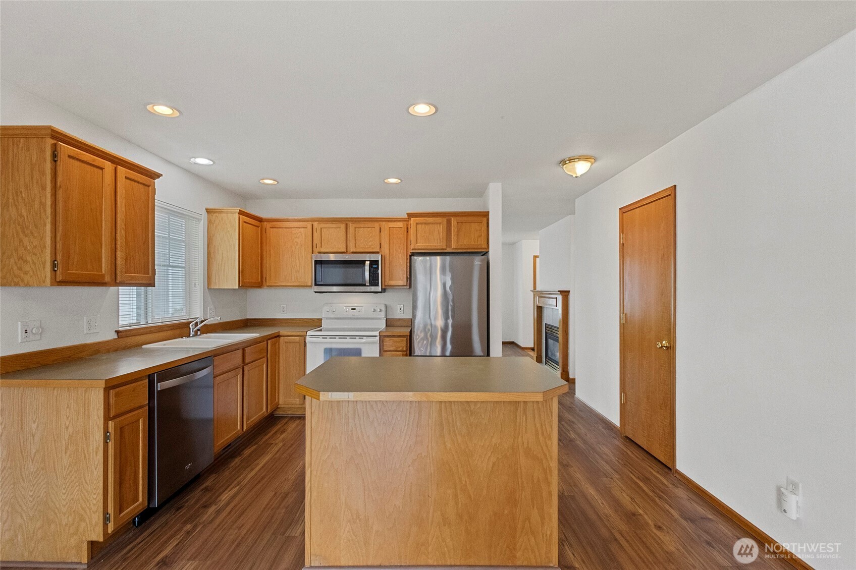 1114 Sinclair Way, Unit 63 Burlington, WA 98233 - Photo 11 of 22