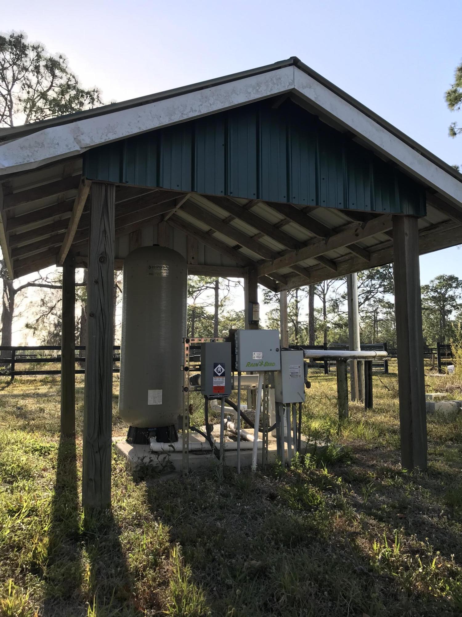 8501 Southwest Fox Brown Road Indiantown, FL 34956 - Photo 20 of 63 7EB52DFA-8193-46F2-991D-76E0DFF9F955