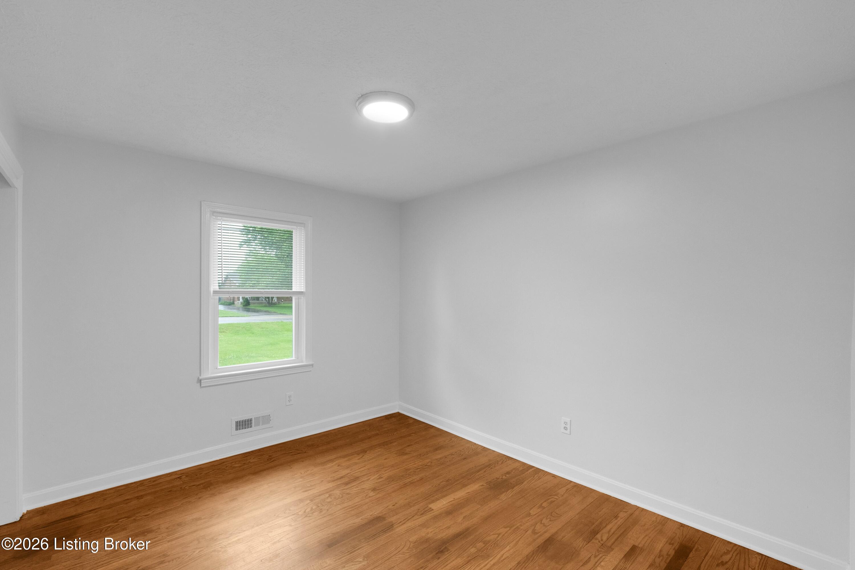8810 Terry Road Louisville, KY 40258 - Photo 23 of 35 8810 Terry Rd 16