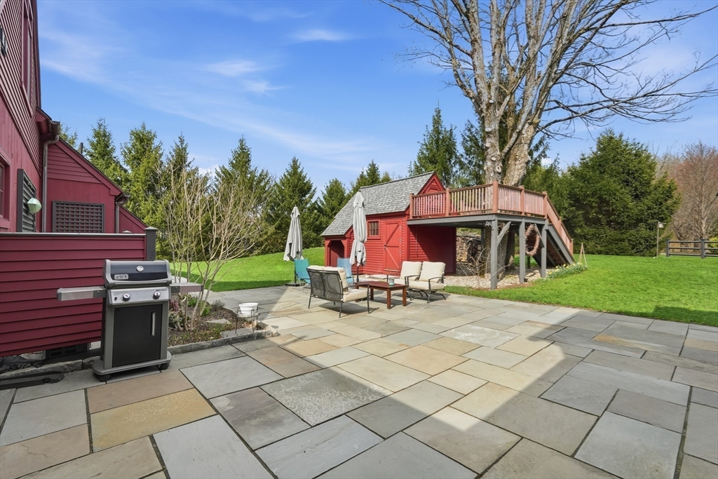 281 Leverett Road Amherst, MA 01002 - Photo 39 of 42