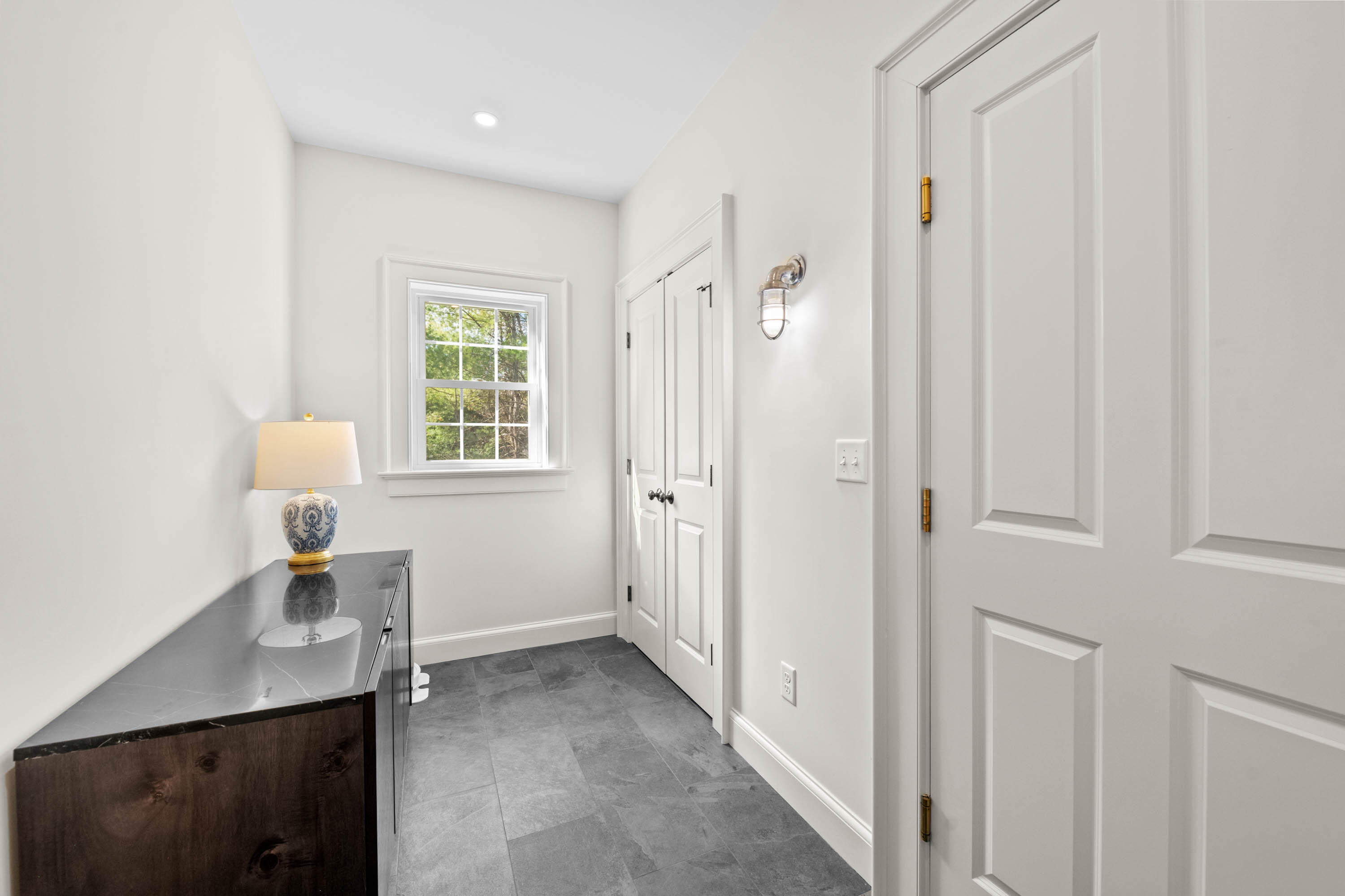 285 Pownal Road Freeport, ME 04032 - Photo 8 of 31 pic-18