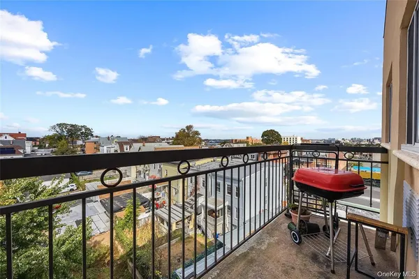 $3,200 | 106-07 Northern Boulevard, Unit 5B | East Elmhurst