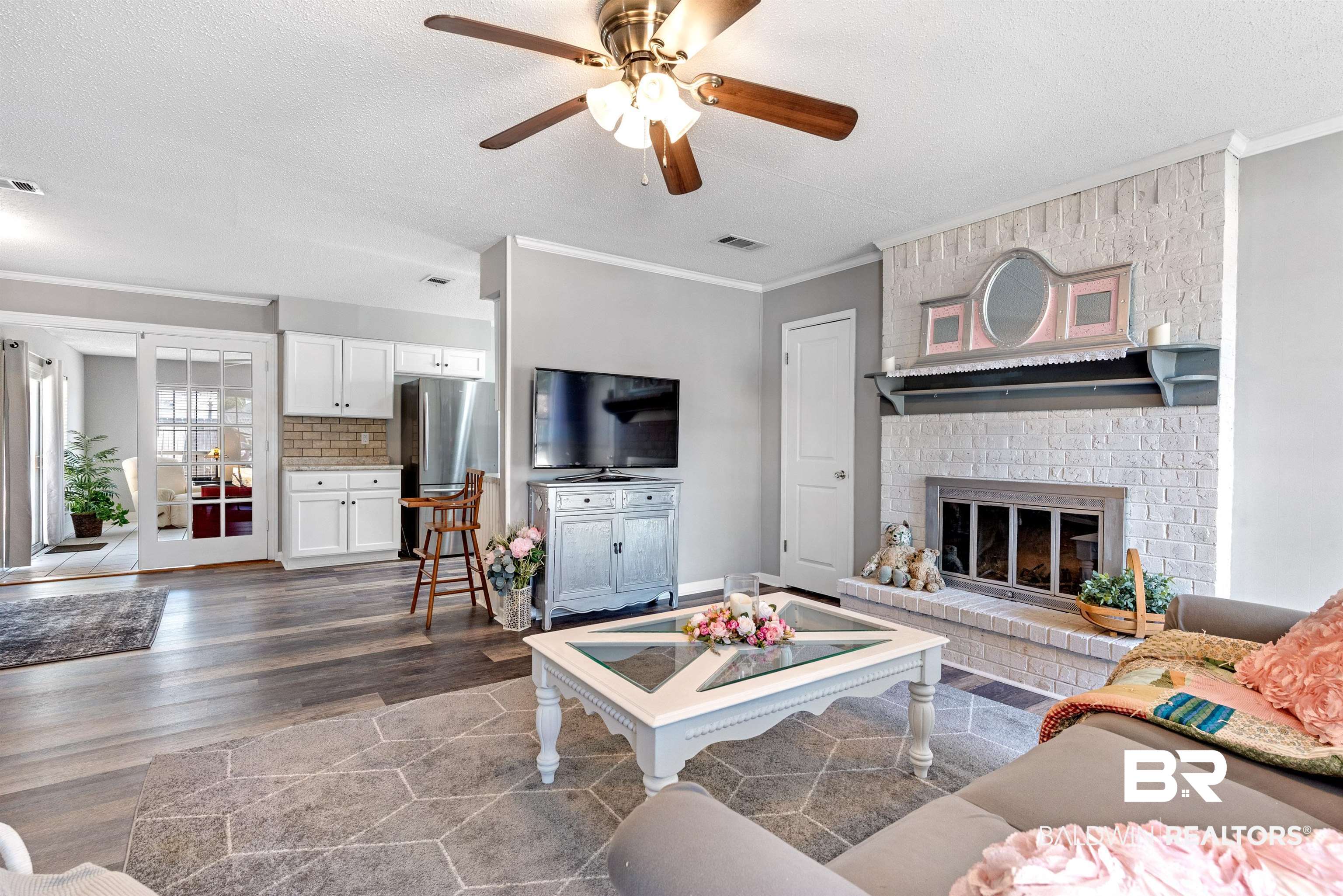 102 Cherry Circle Daphne, AL 36526 - Photo 10 of 46 Living Room
