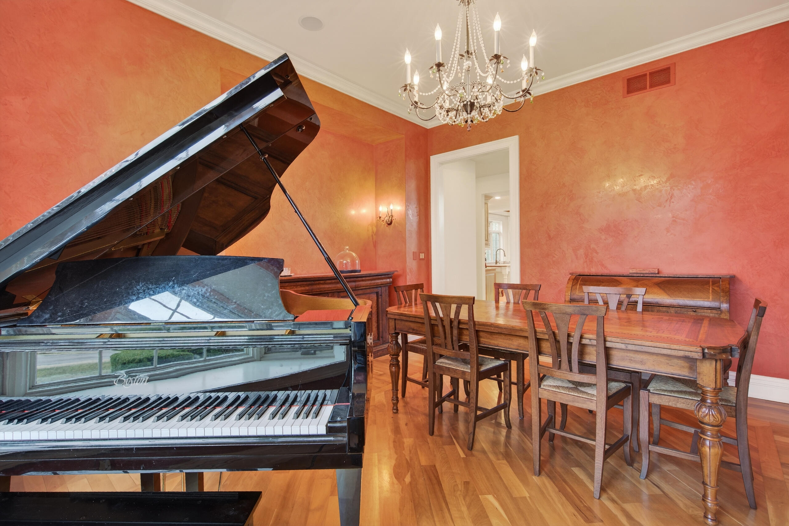 14095 North Pine Bluff Road Mequon, WI 53097 - Photo 16 of 51 DSC01005