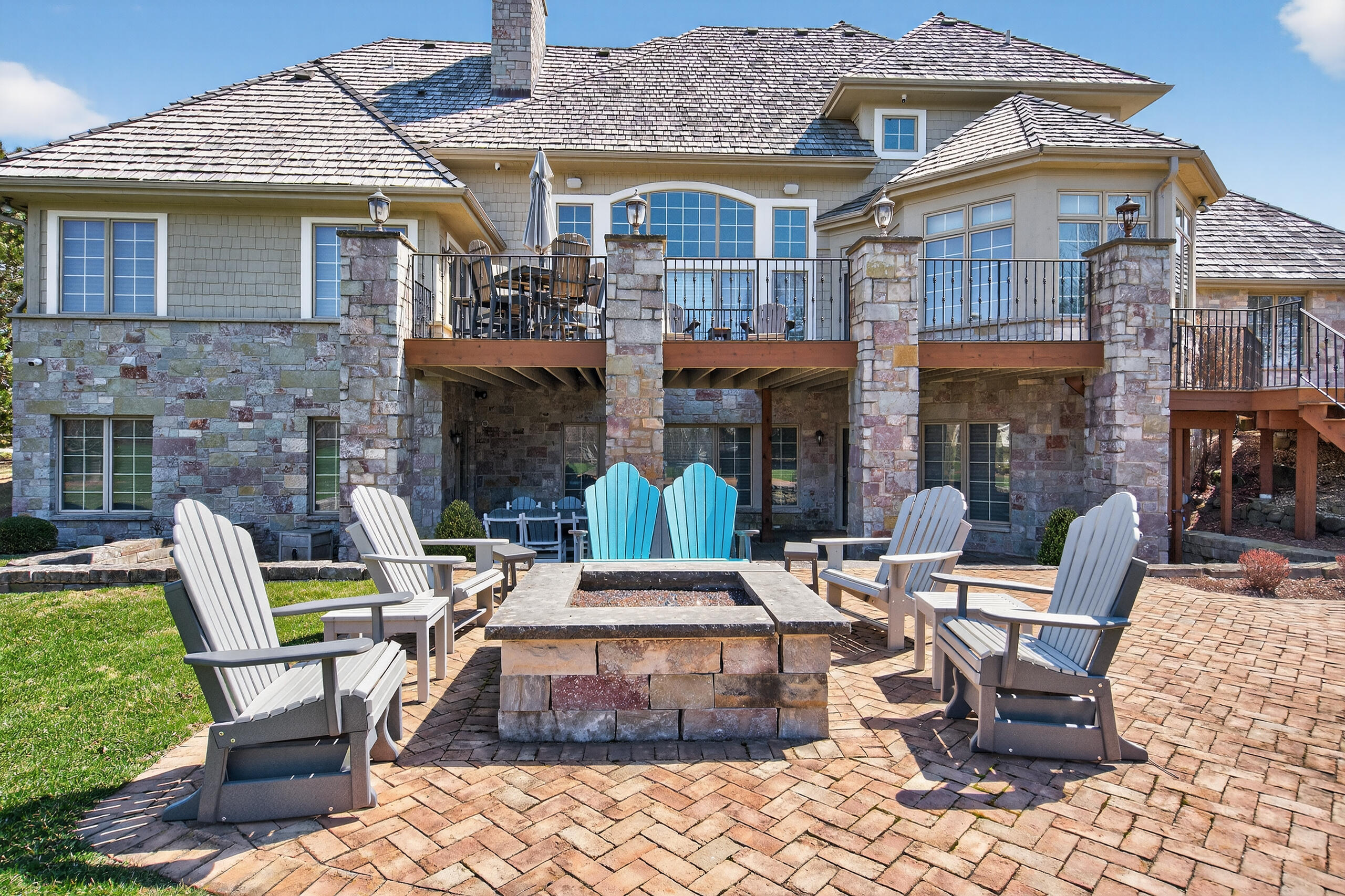 14095 North Pine Bluff Road Mequon, WI 53097 - Photo 48 of 51 DSC01289
