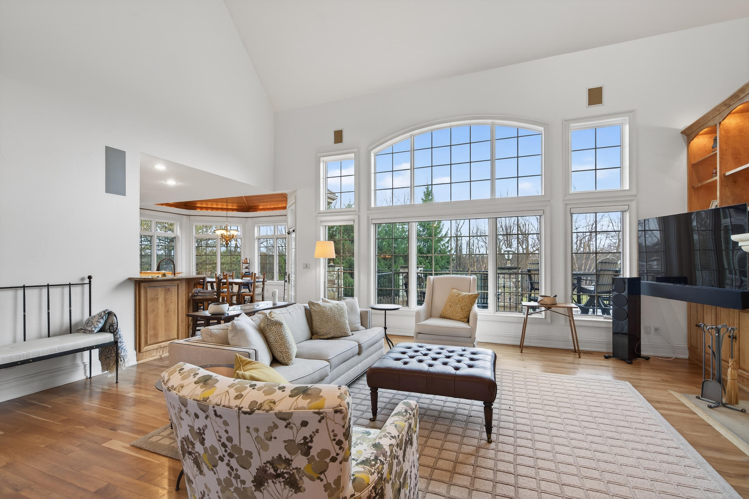 14095 North Pine Bluff Road Mequon, WI 53097 - Photo 6 of 51 DSC01068