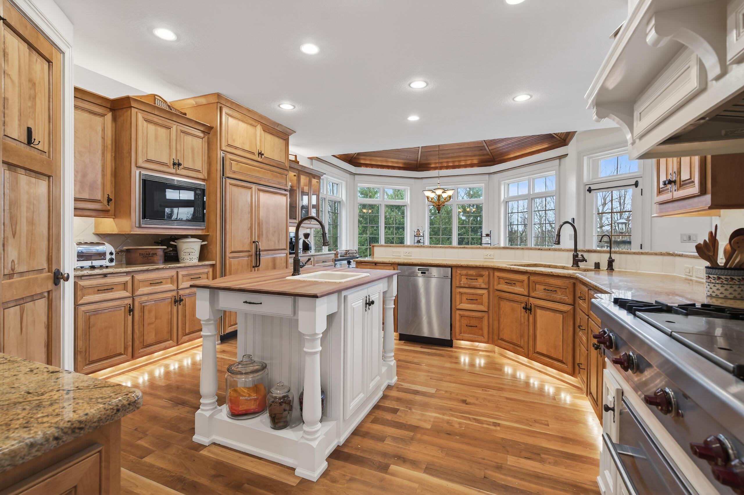 14095 North Pine Bluff Road Mequon, WI 53097 - Photo 10 of 51 DSC01011