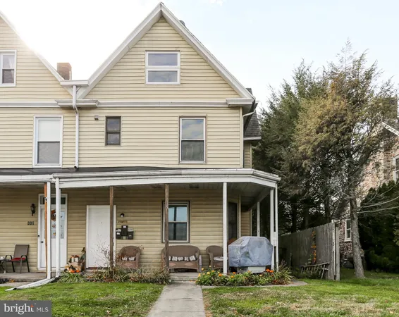 $1,095 | 114 North Front Street, Wormleysburg, PA 17043