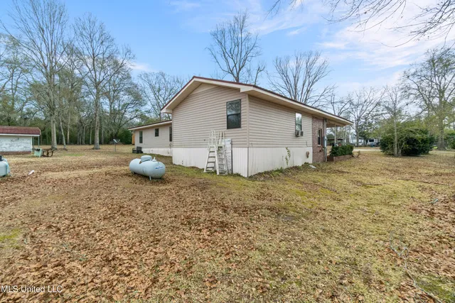 $164,900 | 212 St Horace Street, State Line, MS 39362