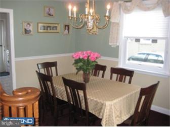 461 Harwicke Road Springfield, PA 19064 - Photo 5 of 12