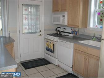 461 Harwicke Road Springfield, PA 19064 - Photo 6 of 12