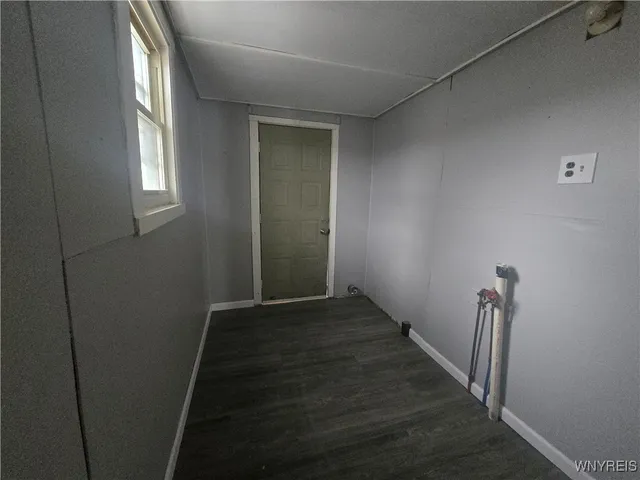 $94,900 | 33 A Street, Niagara Falls, NY 14303