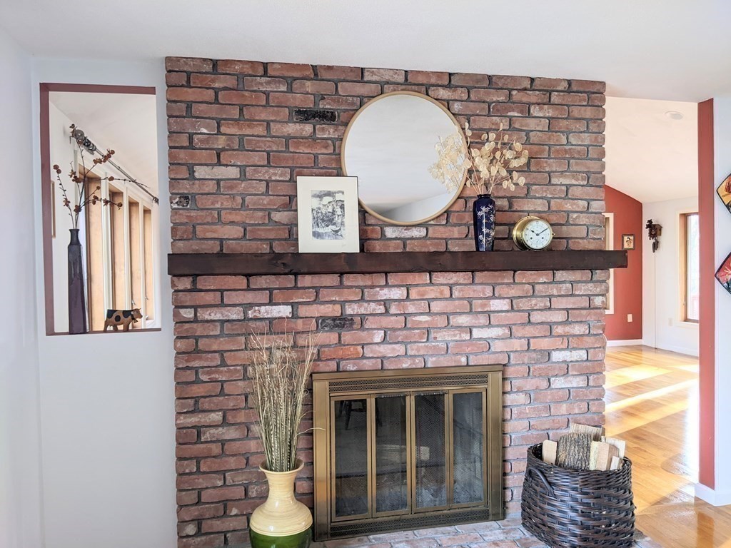 32 Selfridge Road Bedford, MA 01730 - Photo 18 of 38 Gallery Image 18
