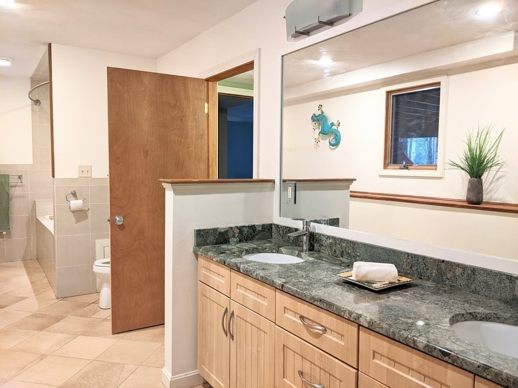 32 Selfridge Road Bedford, MA 01730 - Photo 26 of 38 Gallery Image 26