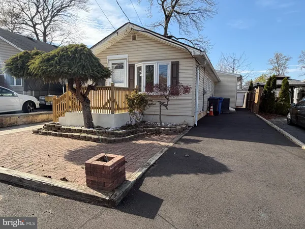 $2,000 | 226 Outlook Boulevard, Keyport, NJ 07735